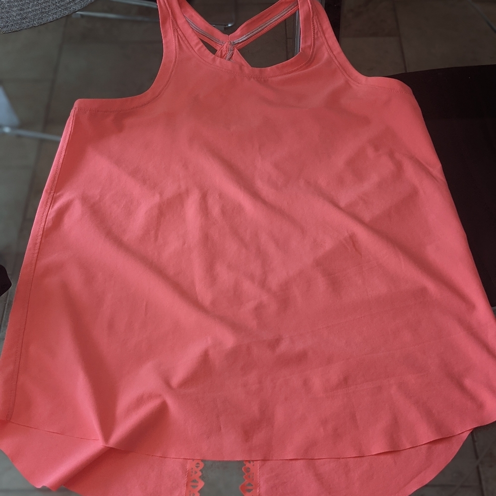 Ivviva adorable top